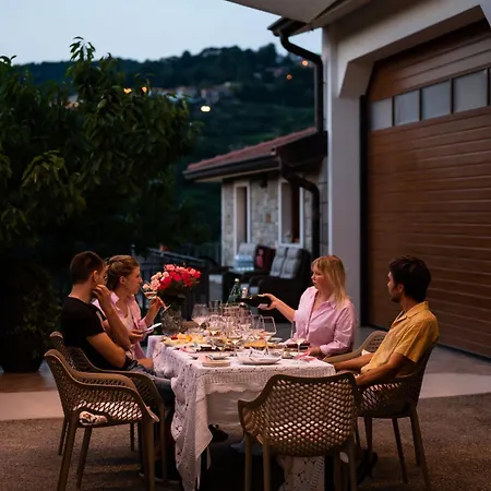 Zarova With Wine Tasting Experience Apartment Kojsko